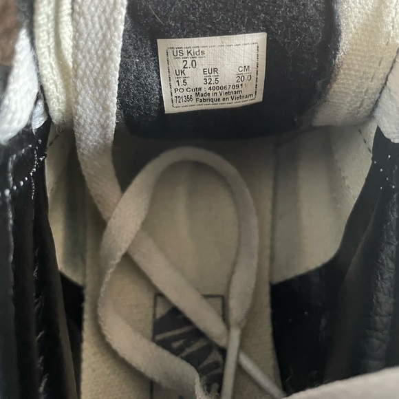 Black and white vans excellent condition! - Picture 5 of 5